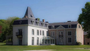 Le studio du château du golf de bernalmont